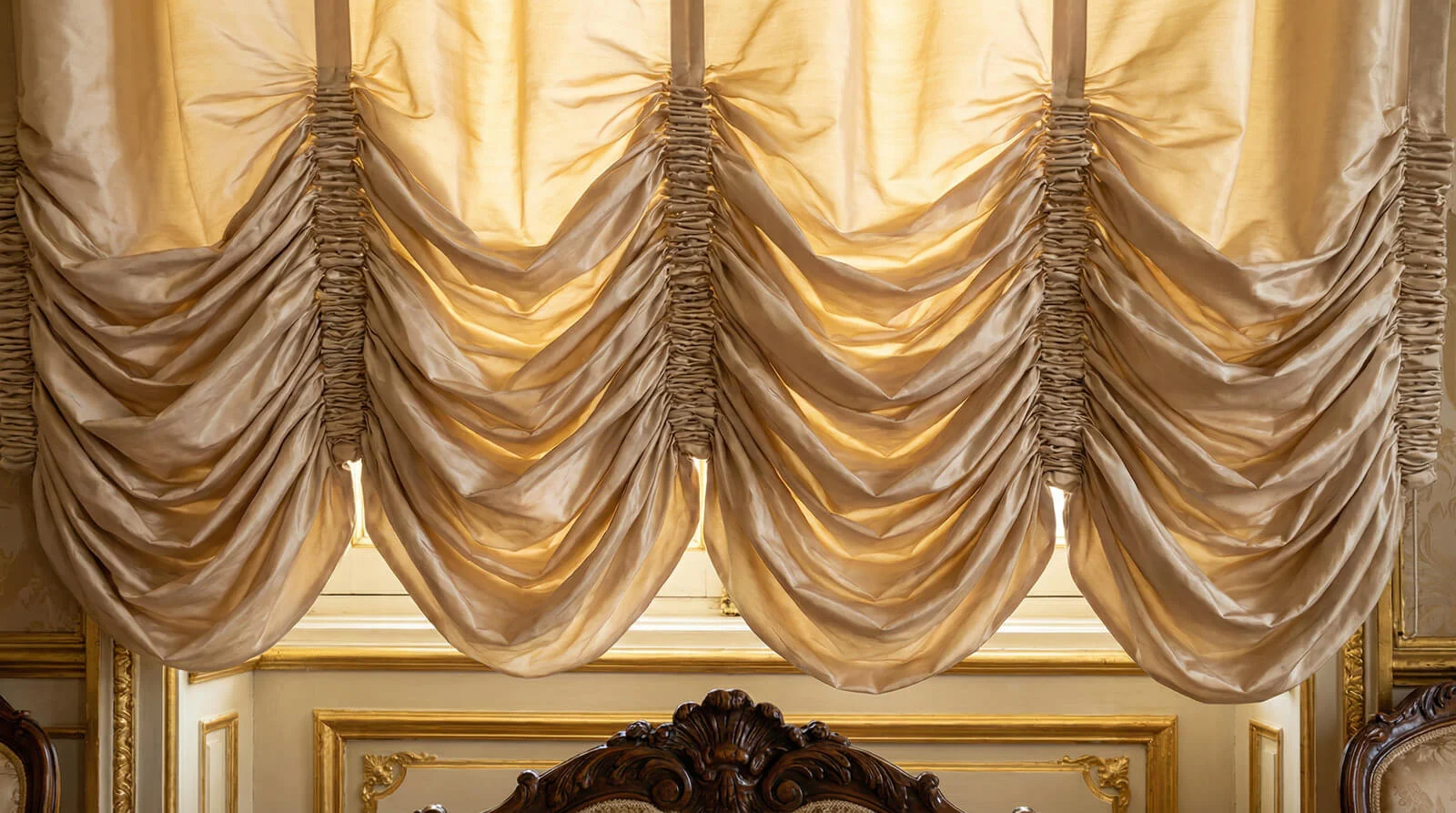 Буфы (пышная драпировка)