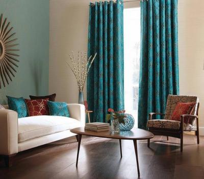 Портьерная ткань для штор различается по составу волокон и определяет срок службы изделия, сложность ухода и внешний вид драпировок.